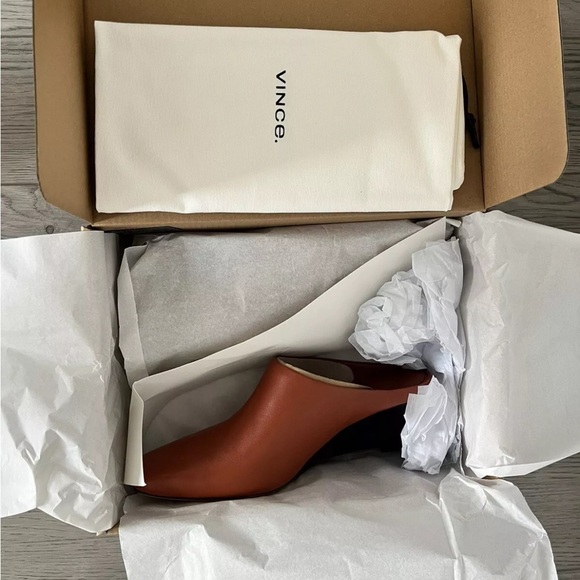 NWB VINCE GENUINE LEATHER BENITA, Rust LE Wedge Mules Slip-On Styling US Sz 8 - Picture 3 of 8